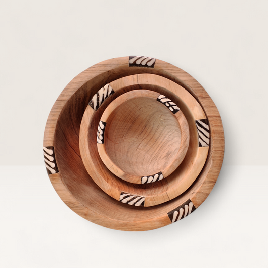 Handcrafted Kenyan Olive Wood Round Nesting Bowls (Set of 3: 4", 6", 8")