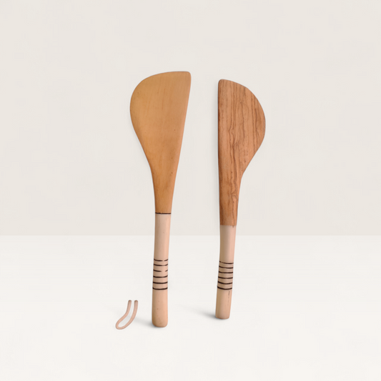 Handcrafted Kenyan olive wood butter spreader knife with batik bone inlaid handle, made in Ukambani Kenya